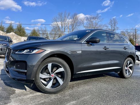 Used 2021 Jaguar F-PACE S image 35