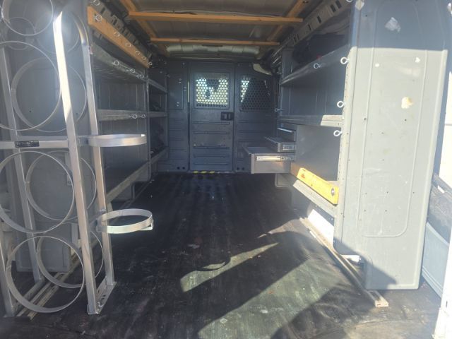Used 2017 Chevrolet Express 2500 RWD image 6