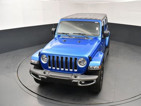 Used 2022 Jeep Wrangler Unlimited Sahara w/ Cold Weather Group image 14