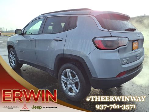 Certified 2024 Jeep Compass Latitude w/ Altitude Special Edition image 6