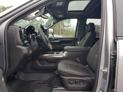 New 2026 Chevrolet Silverado 3500 LTZ w/ LTZ Plus Package image 29