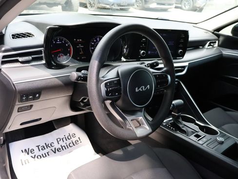 Used 2022 Kia K5 LXS FWD image 16