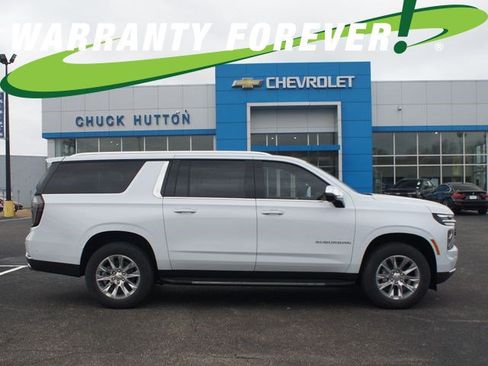 New 2026 Chevrolet Suburban Premier w/ Sun And Tow Package AWD/4WD image 1