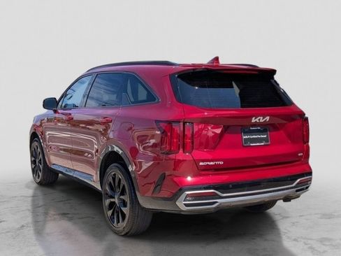 Used 2023 Kia Sorento SX AWD/4WD image 12