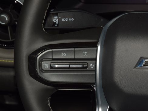 New 2026 Chevrolet Colorado ZR2 w/ ZR2 Bison Edition image 41