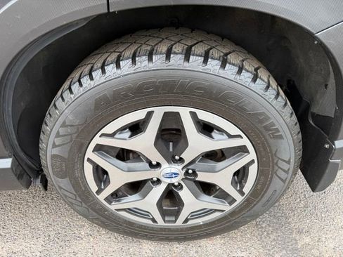 Used 2019 Subaru Forester Premium w/ All-Weather Package AWD/4WD image 15