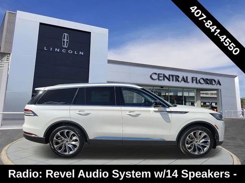 Used 2025 Lincoln Aviator 2WD image 2