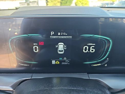 Used 2025 Kia Telluride S FWD image 20