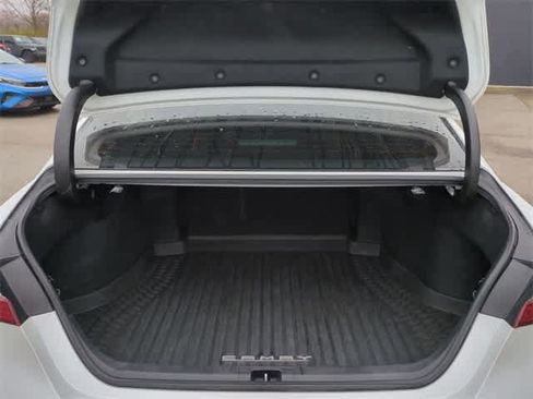 Used 2019 Toyota Camry XSE image 35