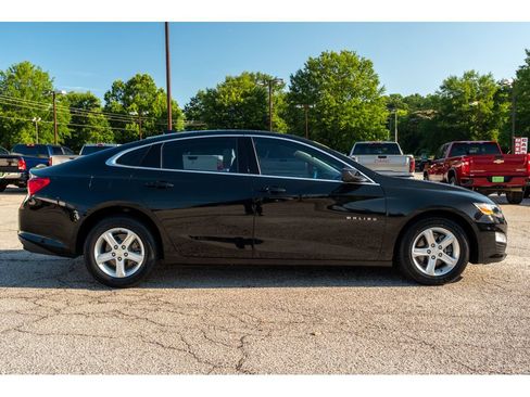 Used 2024 Chevrolet Malibu LT FWD image 9