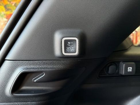 New 2025 Jeep Grand Cherokee Altitude image 46