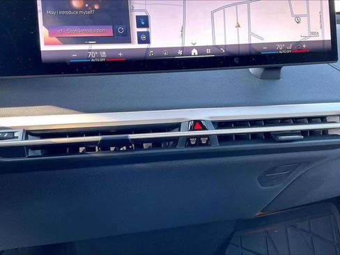 Used 2025 BMW iX xDrive50 w/ Convenience Package image 33