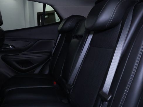 Used 2022 Buick Encore Preferred w/ Safety Package image 14