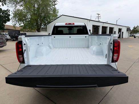 New 2026 GMC Sierra 1500 Pro AWD/4WD image 25