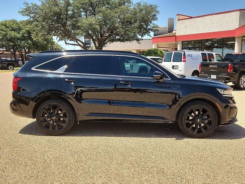 Used 2021 Kia Sorento SX FWD image 5