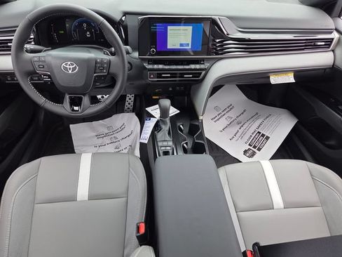 New 2026 Toyota Camry SE AWD/4WD image 9