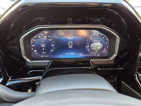 New 2026 Chevrolet Silverado 1500 LTZ w/ LTZ Premium Package image 19