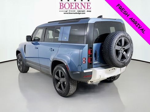Used 2023 Land Rover Defender 110 S image 5