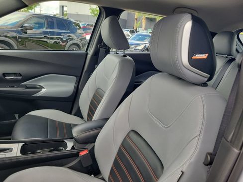 Used 2024 Nissan Kicks SR w/ SR Premium Package FWD image 16