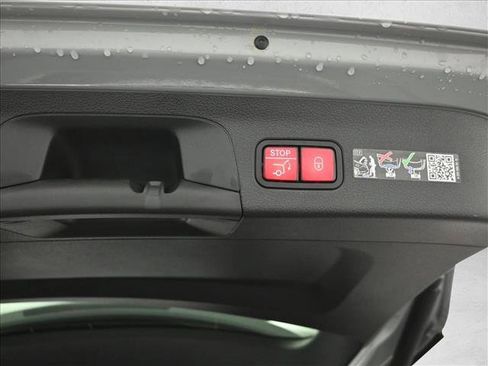 New 2026 Mercedes-Benz GLS 450 4MATIC image 26