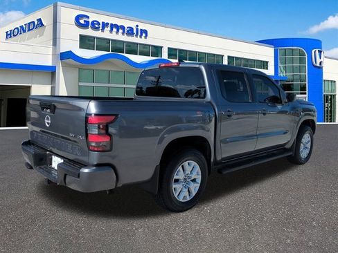 Used 2022 Nissan Frontier SV image 5