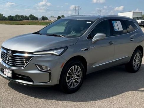 Used 2024 Buick Enclave Premium AWD/4WD image 4