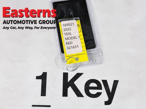 Used 2022 Tesla Model Y Long Range image 19