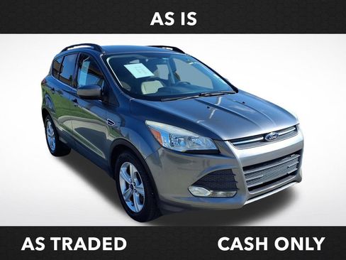 Used 2014 Ford Escape SE w/ Equipment Group 201A FWD image 1