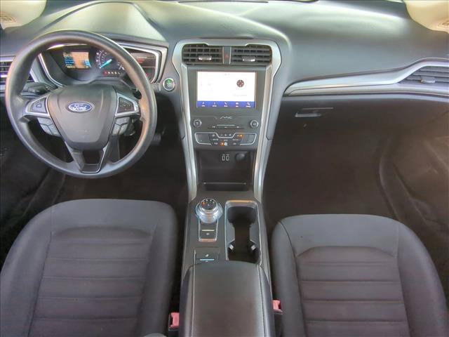 Used 2020 Ford Fusion SE FWD image 17