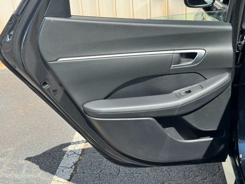 Used 2025 Hyundai Sonata SEL FWD image 39