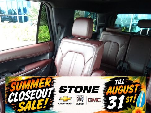 Used 2022 Ford Expedition Limited AWD/4WD image 13
