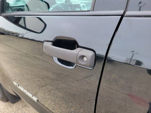 Used 2016 Toyota Tundra SR5 image 9