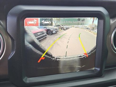 Used 2021 Jeep Wrangler Unlimited Rubicon image 18