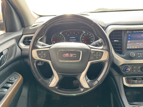 Used 2020 GMC Acadia SLE FWD image 13
