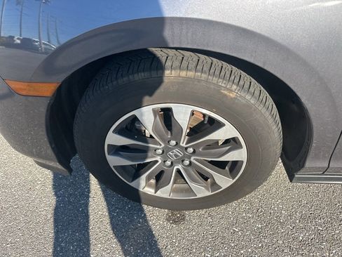 Used 2024 Honda Odyssey EX-L image 12