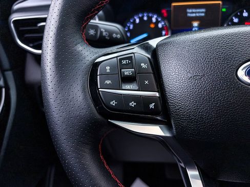 Used 2023 Ford Explorer ST-Line w/ Class IV Trailer Tow Package image 32