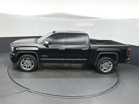 Used 2016 GMC Sierra 1500 Denali w/ Enhanced Driver Alert Package image 33