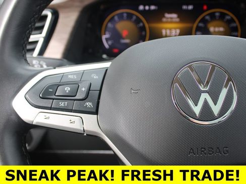 Certified 2025 Volkswagen Atlas SEL Premium R-Line image 14