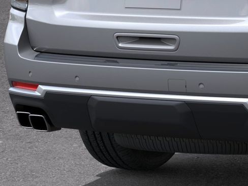 New 2026 Chevrolet Suburban High Country AWD/4WD image 15