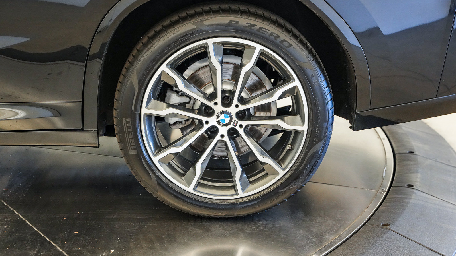 Used 2022 BMW X4 xDrive30i w/ M Sport Package 2 AWD/4WD image 11