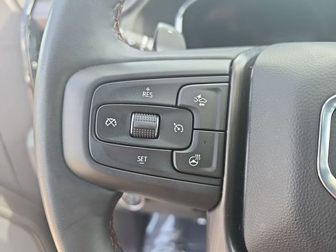 Used 2024 GMC Sierra 1500 AT4 w/ Technology Package AWD/4WD image 21