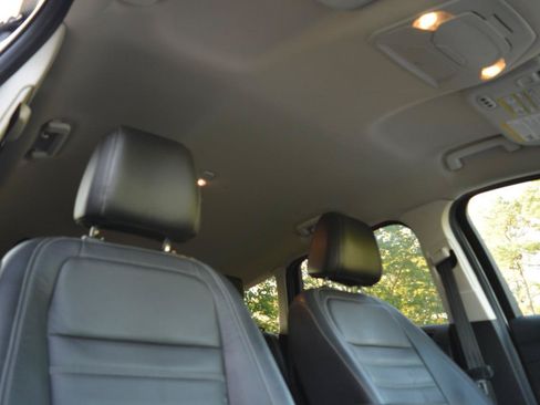 Used 2018 Ford Escape Titanium AWD/4WD image 22