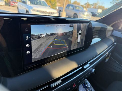 Used 2025 Hyundai Palisade Calligraphy image 14