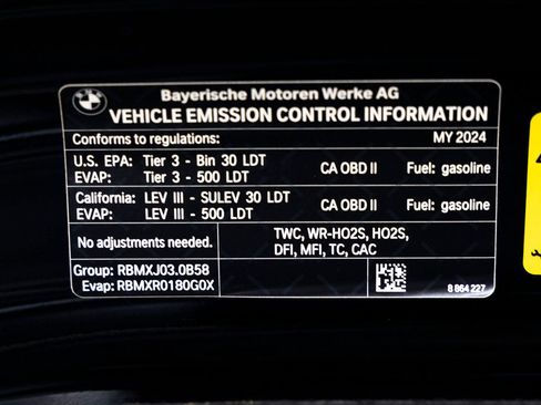 Certified 2024 BMW X5 xDrive40i w/ M Sport Package image 37