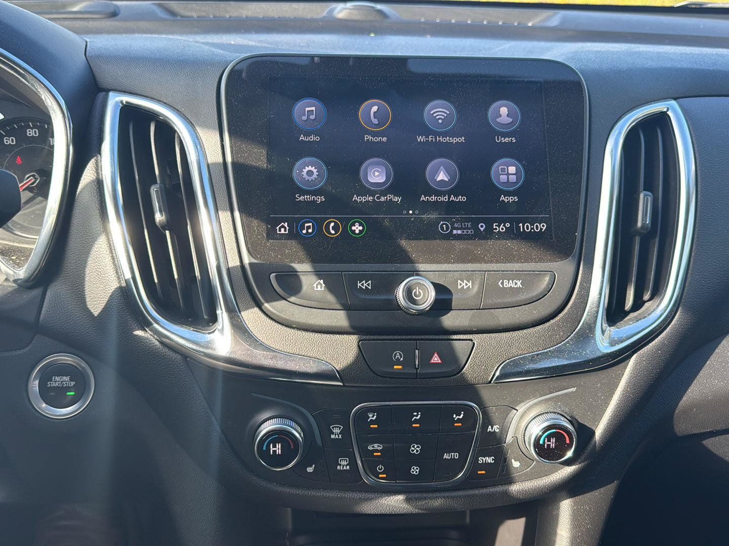Used 2024 Chevrolet Equinox LT AWD/4WD image 13