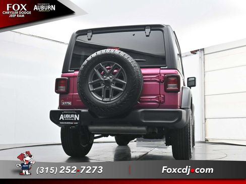 Used 2024 Jeep Wrangler Sport AWD/4WD image 22
