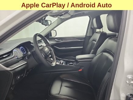 Used 2023 Jeep Grand Cherokee Limited AWD/4WD image 11