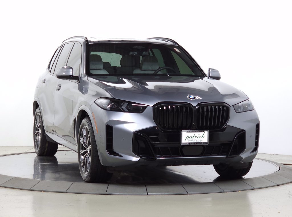 Used 2026 BMW X5 xDrive40i w/ M Sport Package AWD/4WD image 1
