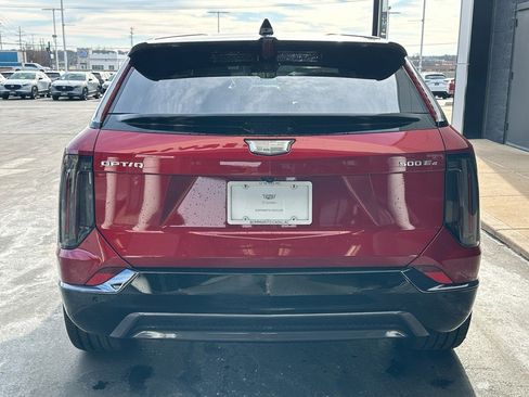 New 2026 Cadillac Optiq Sport 2 image 3