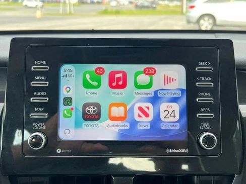 Used 2021 Toyota Camry SE w/ Convenience Package FWD image 40